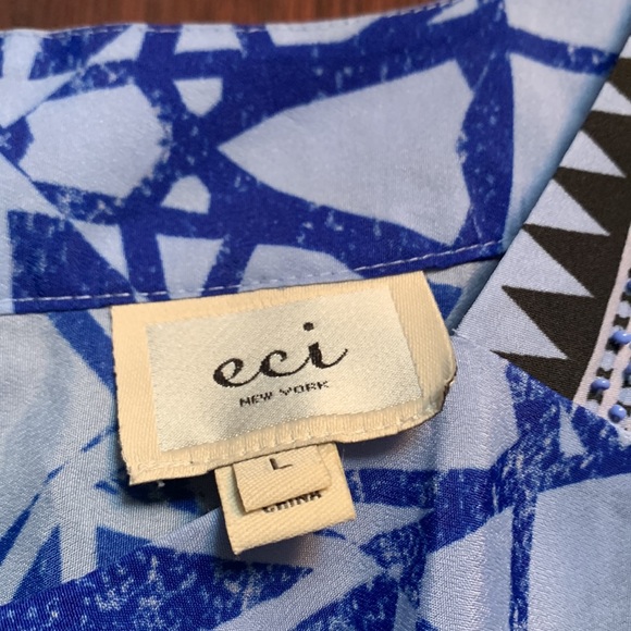 Top - Picture 2 of 5